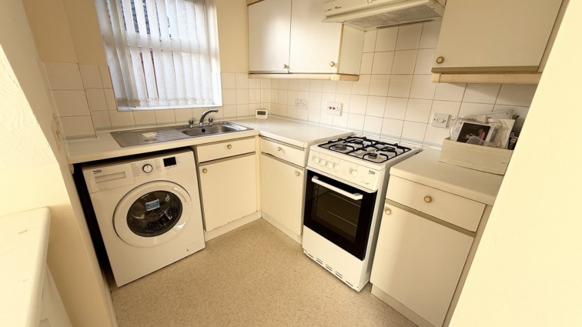 Images for Canterbury Close, Banbury