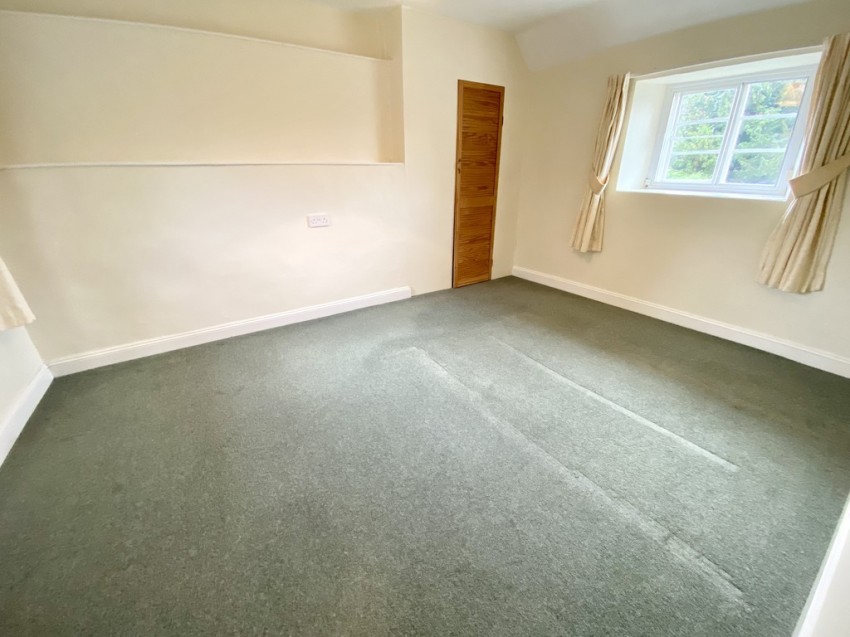 Images for Bank Cottage, Thenford Road