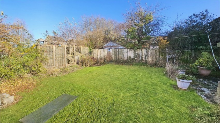 Images for Croughton, Brackley, Northants
