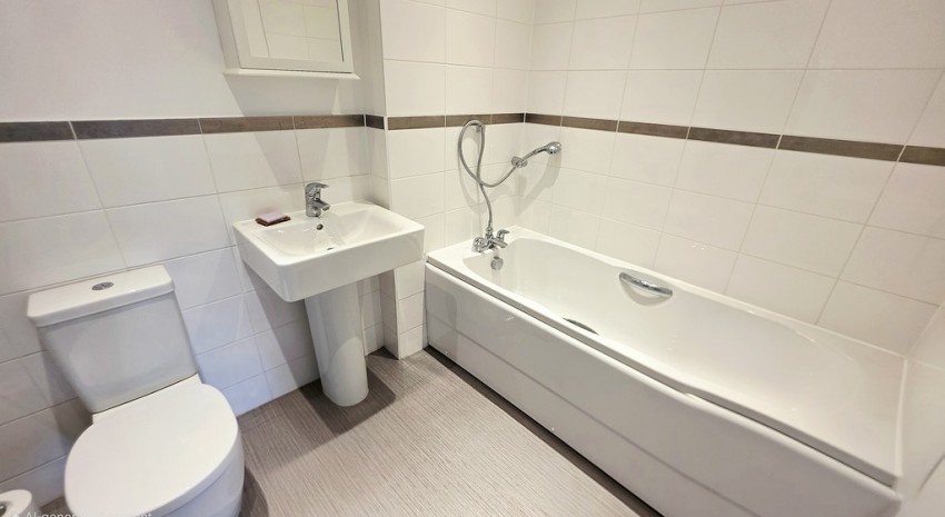 Images for Utah Lane, Brackley, Northants