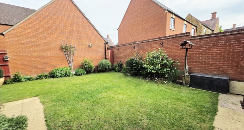 Images for Utah Lane, Brackley, Northants