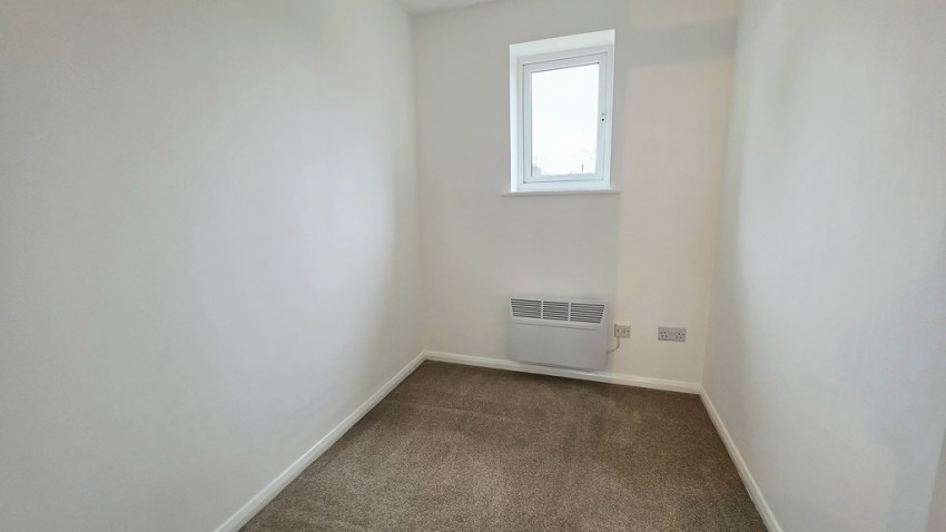 Images for Cross Keys Court, Brackley, Northants