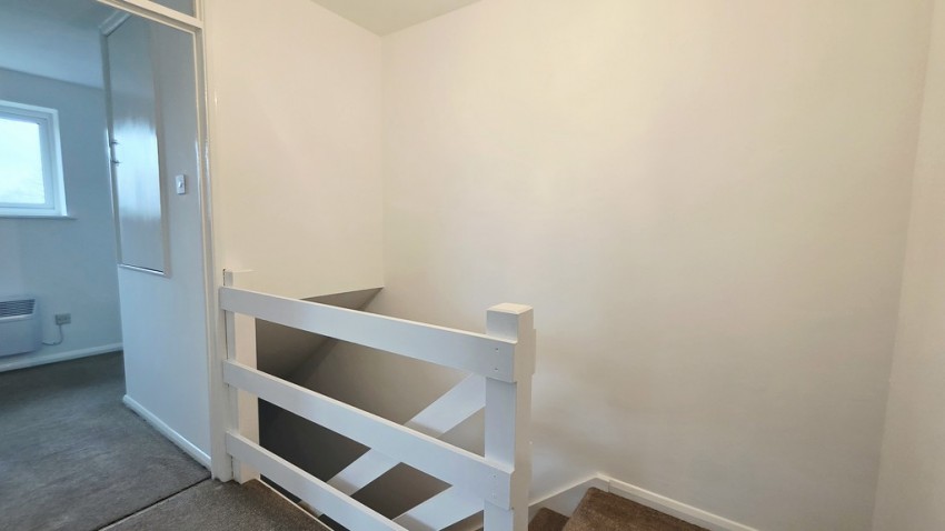 Images for Cross Keys Court, Brackley, Northants