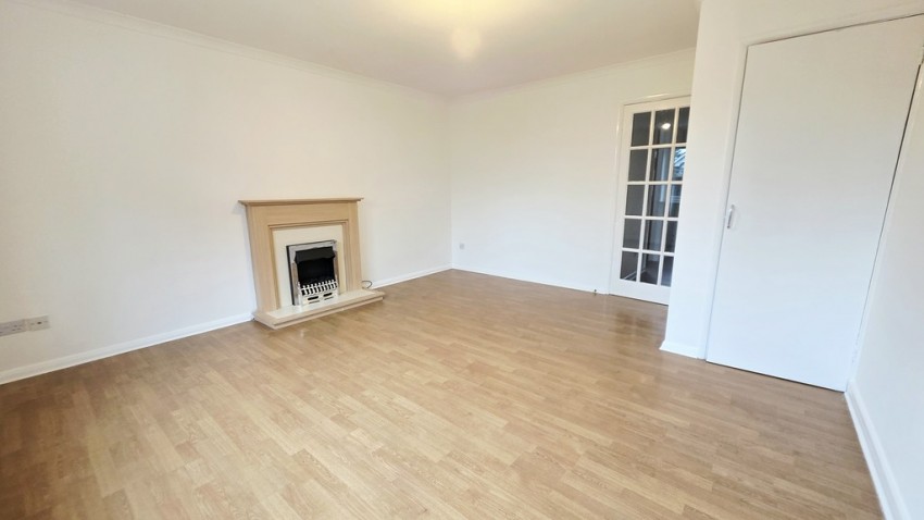 Images for Cross Keys Court, Brackley, Northants