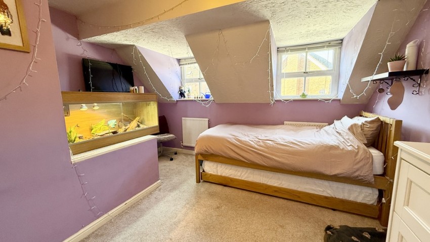 Images for Blackbird Close, Brackley