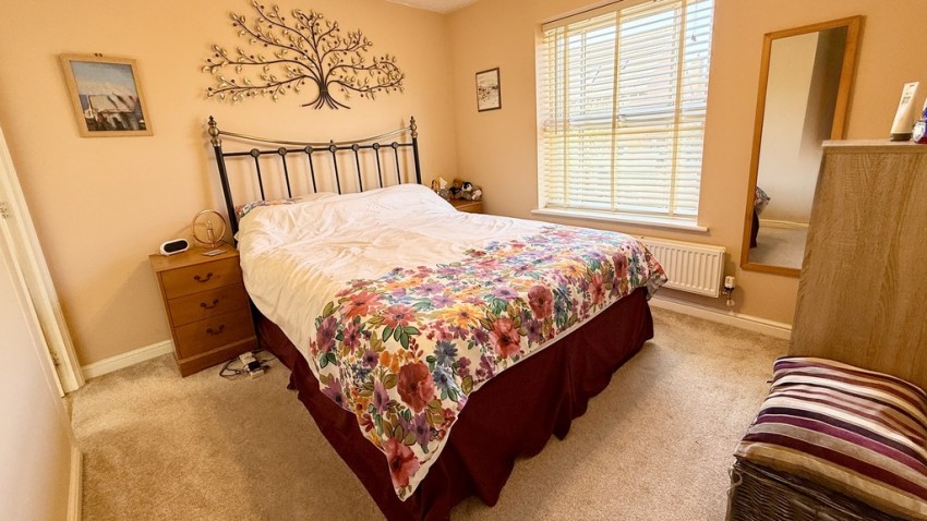 Images for Blackbird Close, Brackley