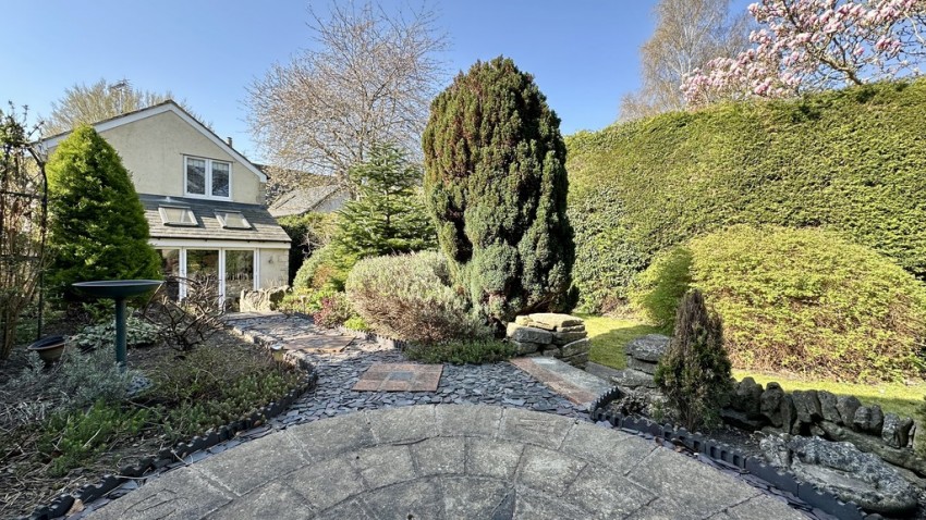 Images for Pebble Lane, Brackley, Northants