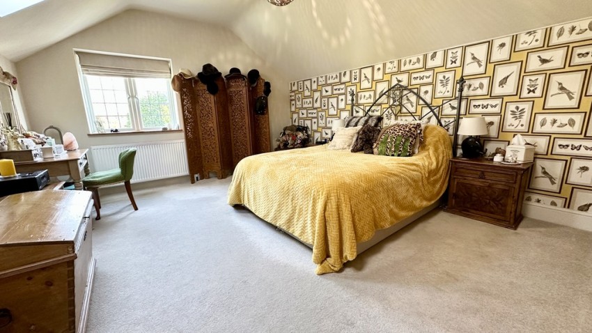 Images for Pebble Lane, Brackley, Northants