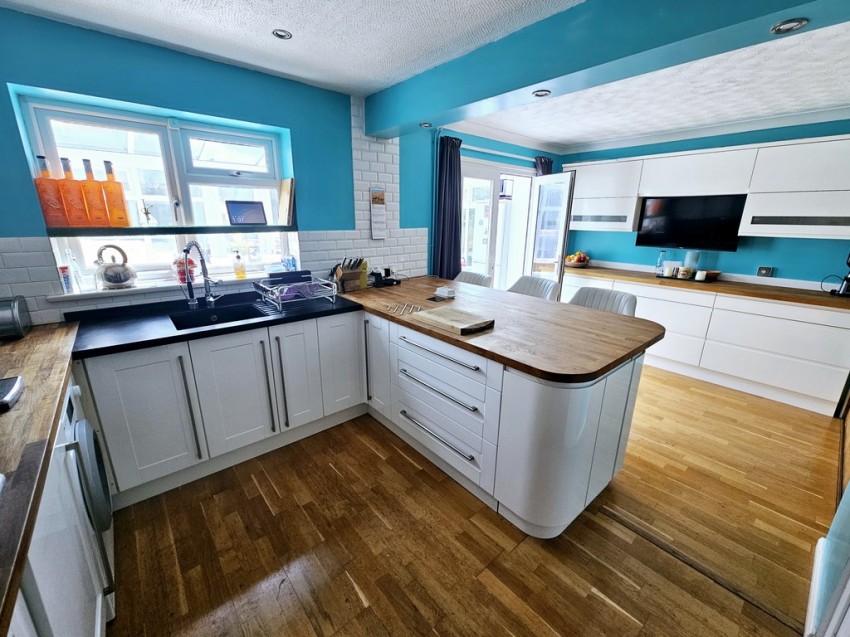 Images for Cartwright Crescent, Brackley, Northants