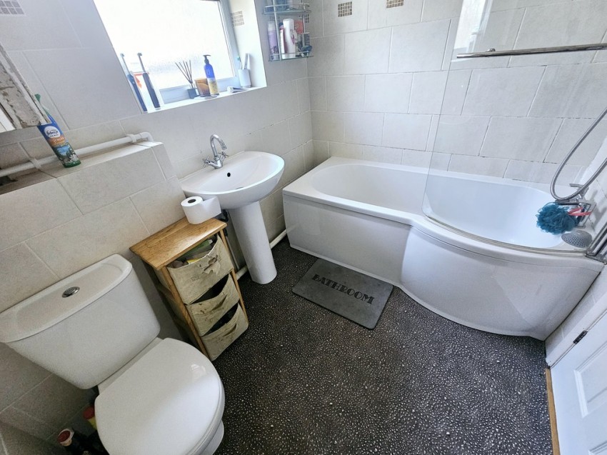Images for Cartwright Crescent, Brackley, Northants