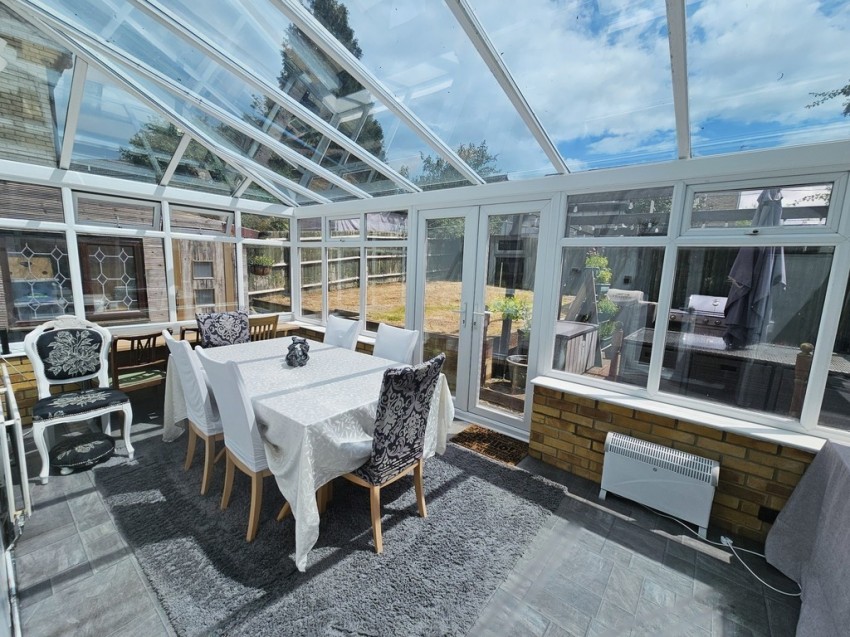 Images for Cartwright Crescent, Brackley, Northants