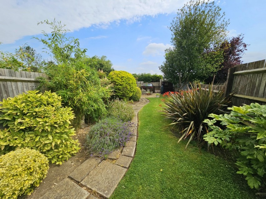 Images for Halse Road, Brackley, Northants
