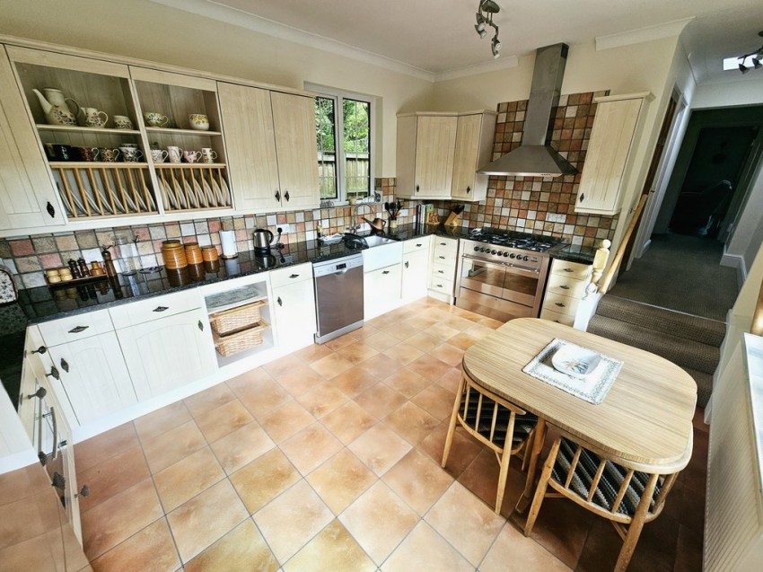 Images for Pebble Lane, Brackley, Northants