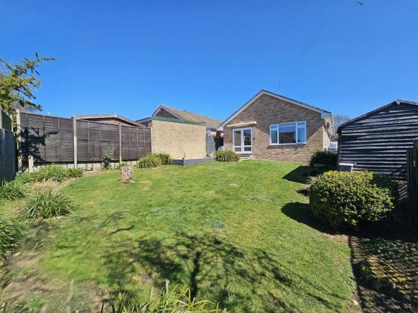 Images for Croughton, Brackley
