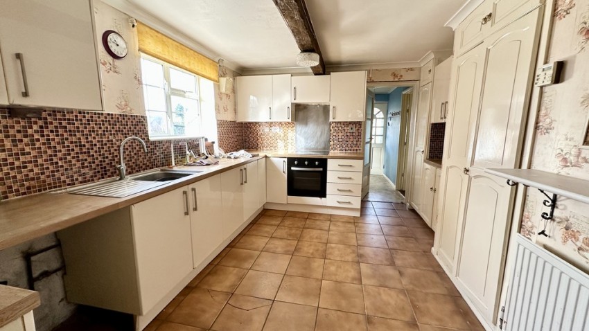 Images for Waynflete Avenue, Brackley, Northants