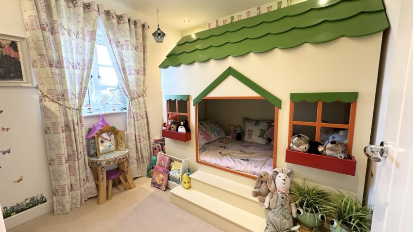 Images for Poppyfields Way, Brackley, Northants