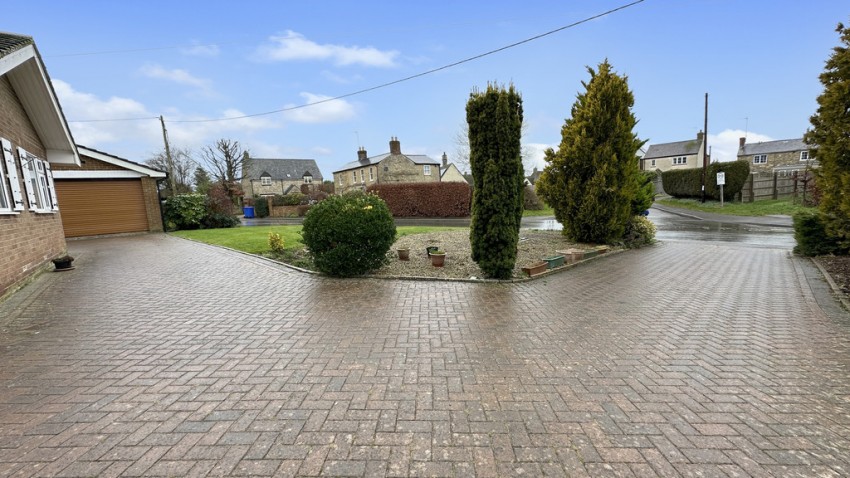 Images for Syresham, Brackley