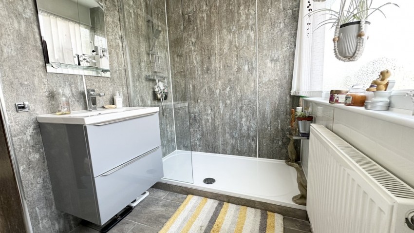 Images for Syresham, Brackley, Northants