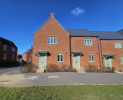 View Full Details for Gold Avenue, Brackley