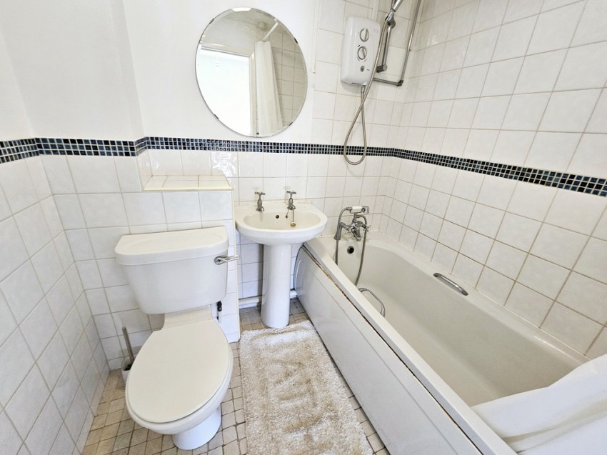 Images for Johnson Avenue, Brackley, Northants