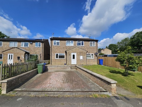 View Full Details for Montabaur Road, Brackley, Northants