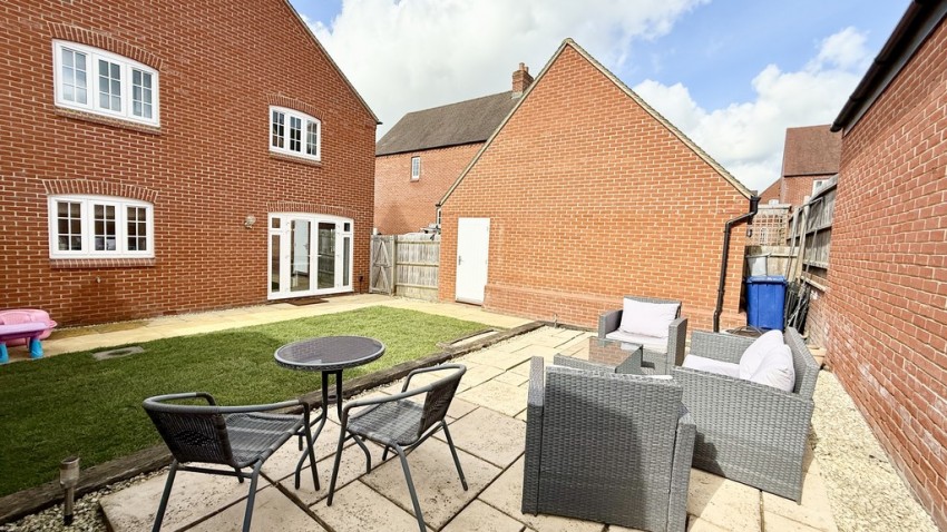 Images for Otter Close, Brackley, Northants