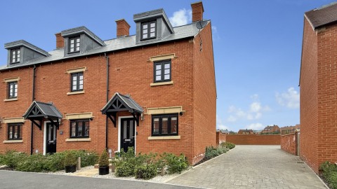 View Full Details for Rosalind Way, Brackley, Northants