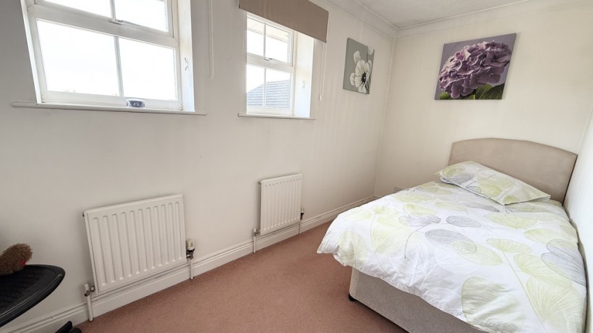 Images for Humphries Drive, Brackley, Northants
