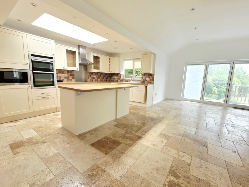 Images for Charlton, Banbury