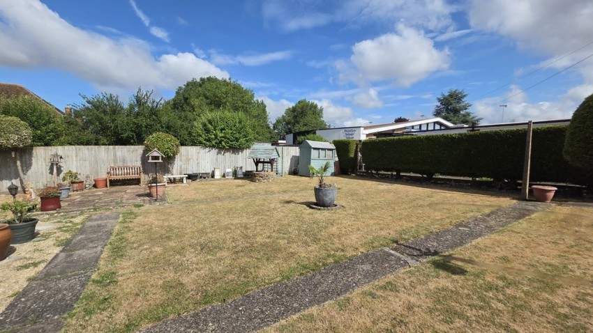 Images for Waynflete Avenue, Brackley, Northants