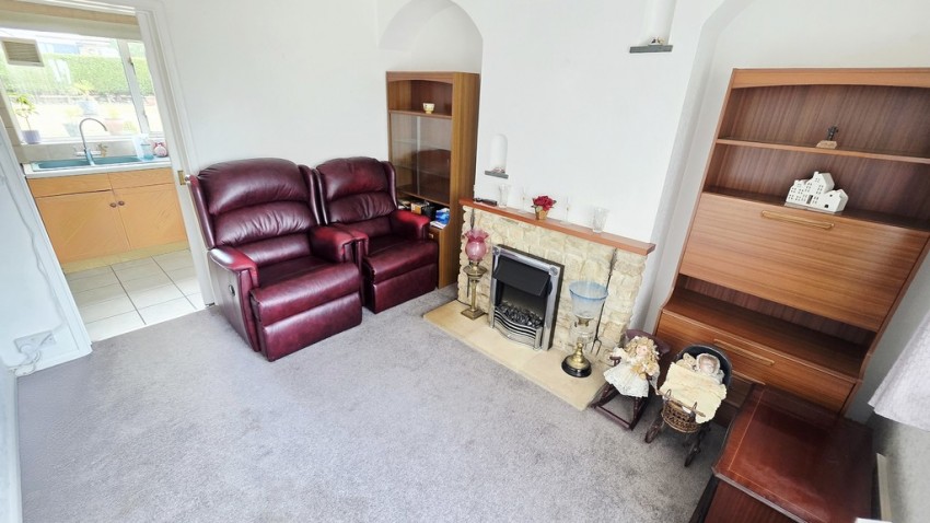 Images for Waynflete Avenue, Brackley, Northants