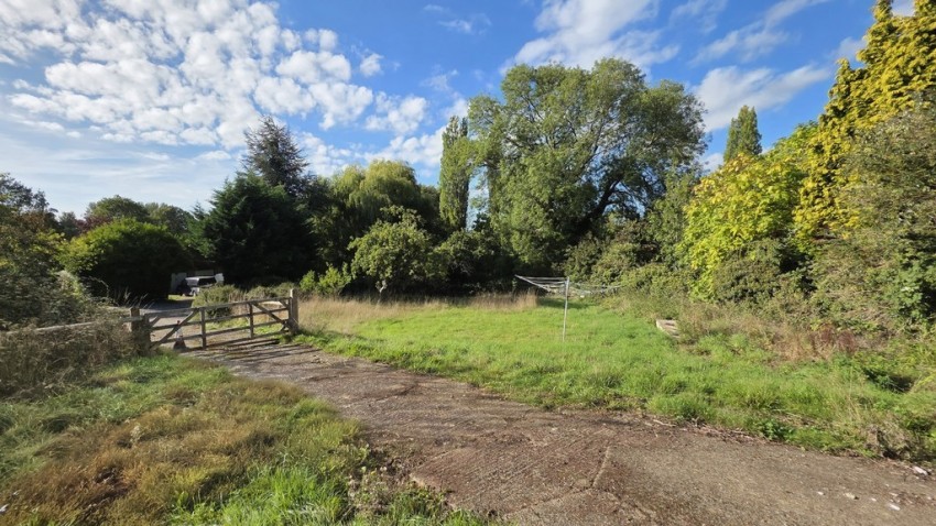Images for Banbury Road, Brackley, Northants