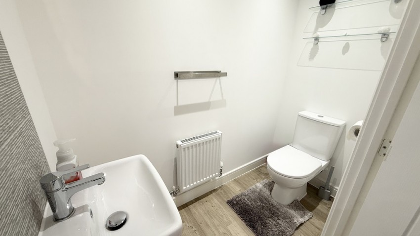 Images for Gold Avenue, Brackley, Northants
