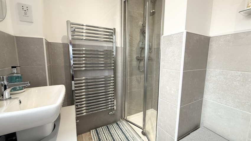 Images for Gold Avenue, Brackley, Northants