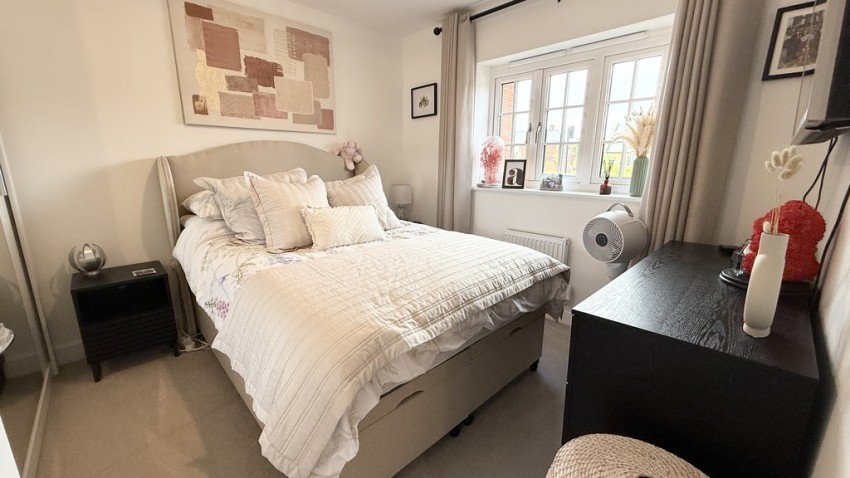 Images for Gold Avenue, Brackley, Northants
