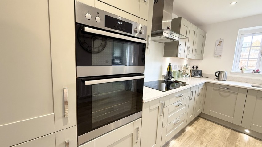 Images for Gold Avenue, Brackley, Northants