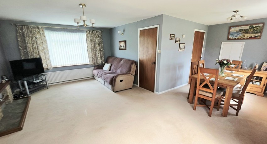 Images for Valley Rise, Brackley, Northants