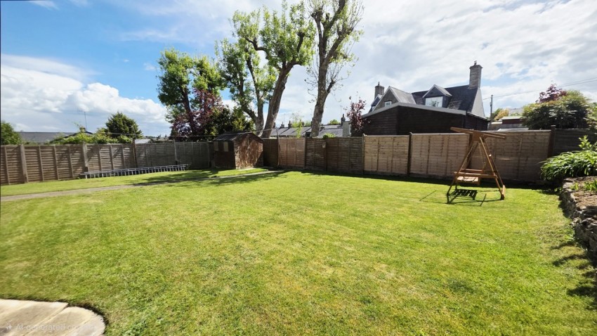 Images for Valley Rise, Brackley, Northants