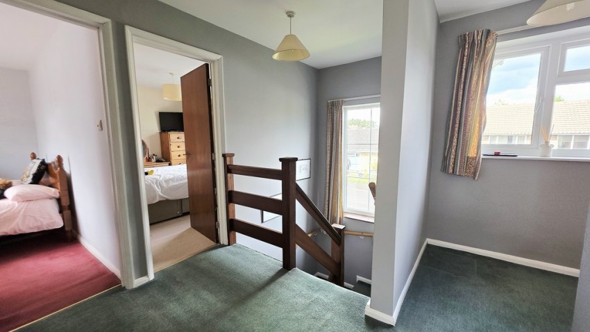 Images for Valley Rise, Brackley, Northants