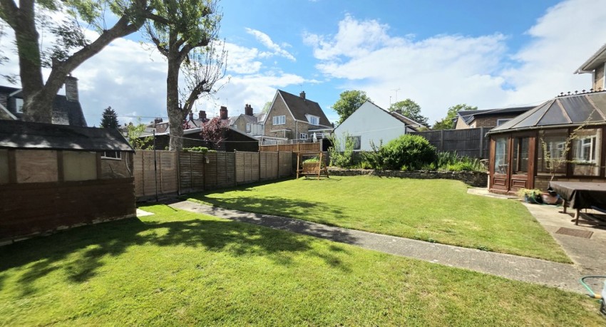 Images for Valley Rise, Brackley, Northants