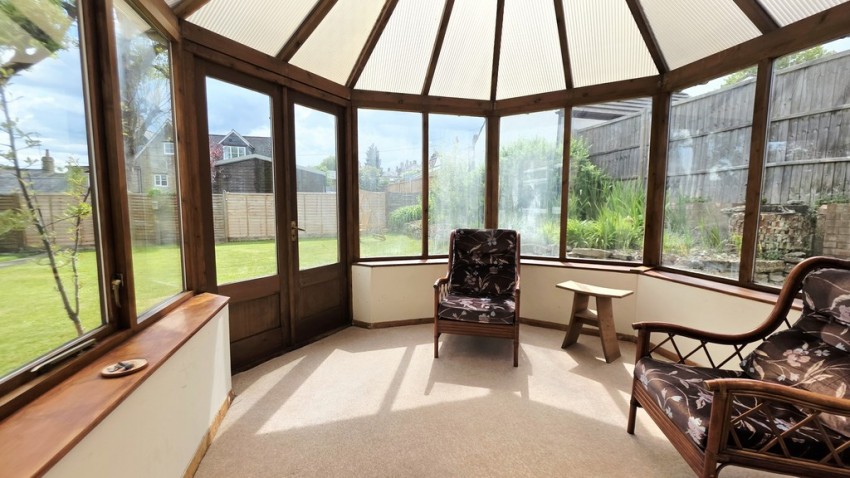 Images for Valley Rise, Brackley, Northants