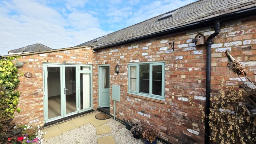 Images for Manor Road, Brackley, Northants