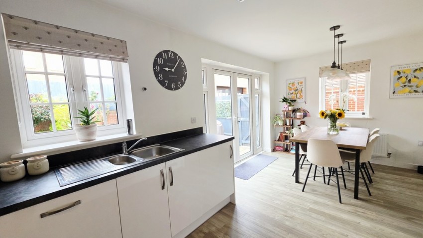 Images for Squirrel Close, Brackley, Northants
