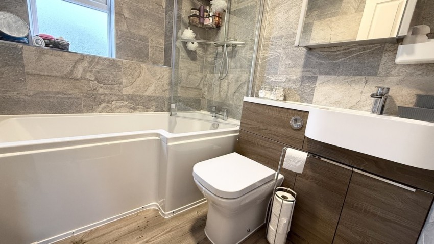 Images for Sandringham Close, Brackley, Northants