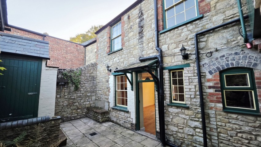 Images for Whitfield, Brackley