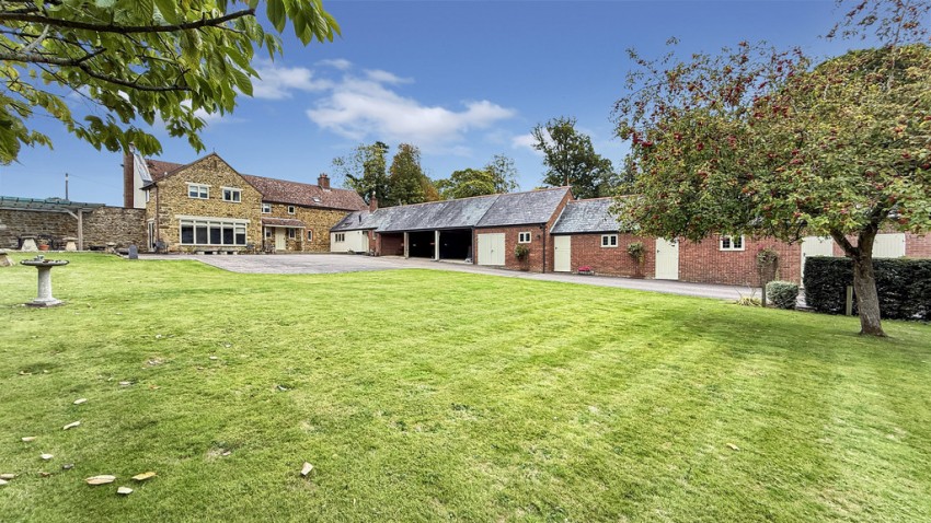 Images for Blacklocks Hill, Banbury, Oxon