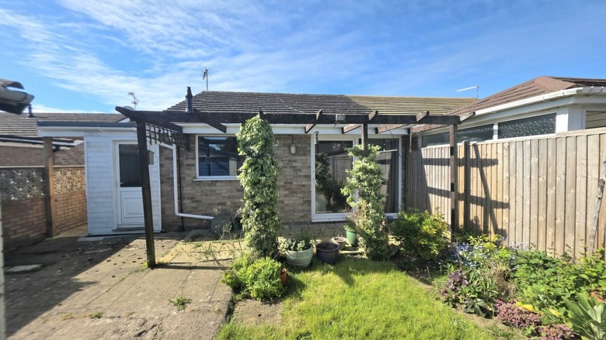 Images for Ellesmere Crescent, Brackley, Northants