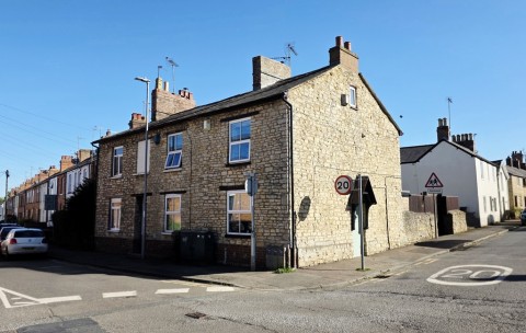 View Full Details for Manor Road, Brackley, Northants