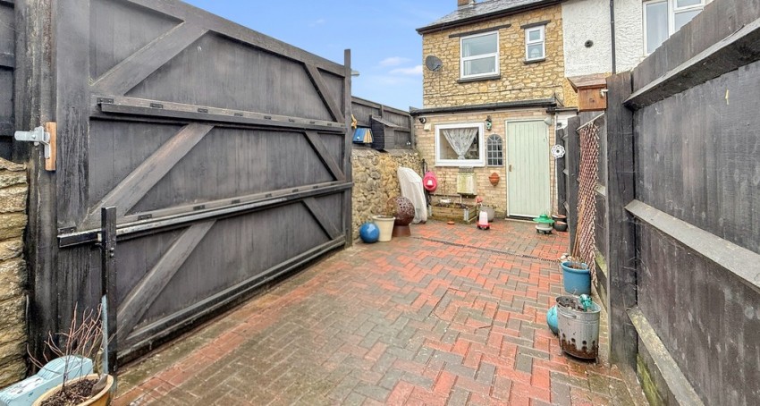 Images for Manor Road, Brackley, Northants