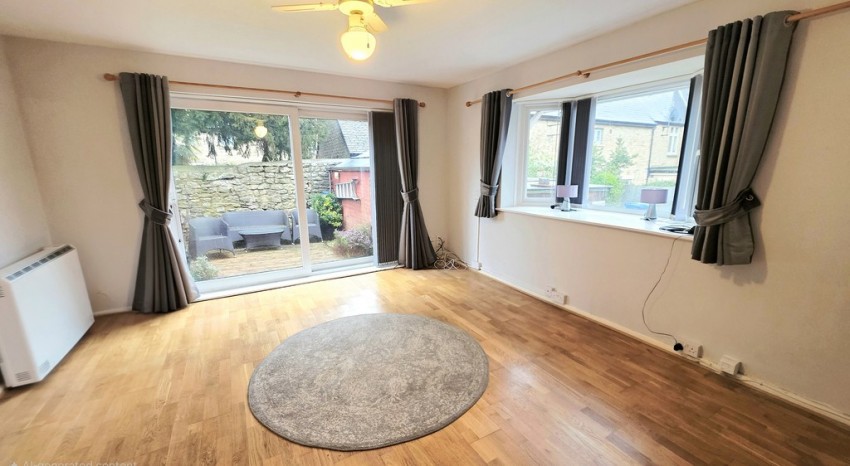 Images for Cross Keys Court, Brackley, Northants